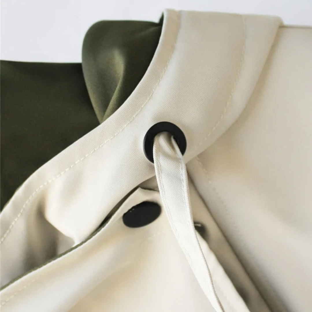 Women's Oversize Trench Coat with Water Repellent Fabric and Double Collar